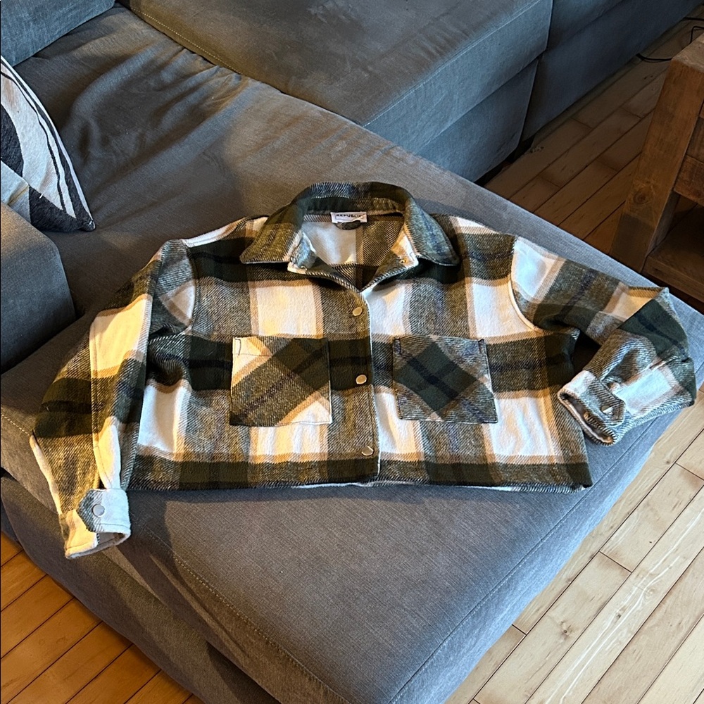 Plaid Cropped Jacket with Pockets